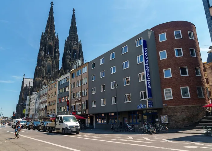 A&O Koeln Dom Hotel